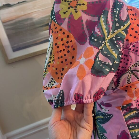 Crystal Sky Floral V-Neck Mini Dress - Picture 6 of 9